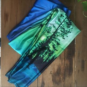 BlackMilk Tree Leggings